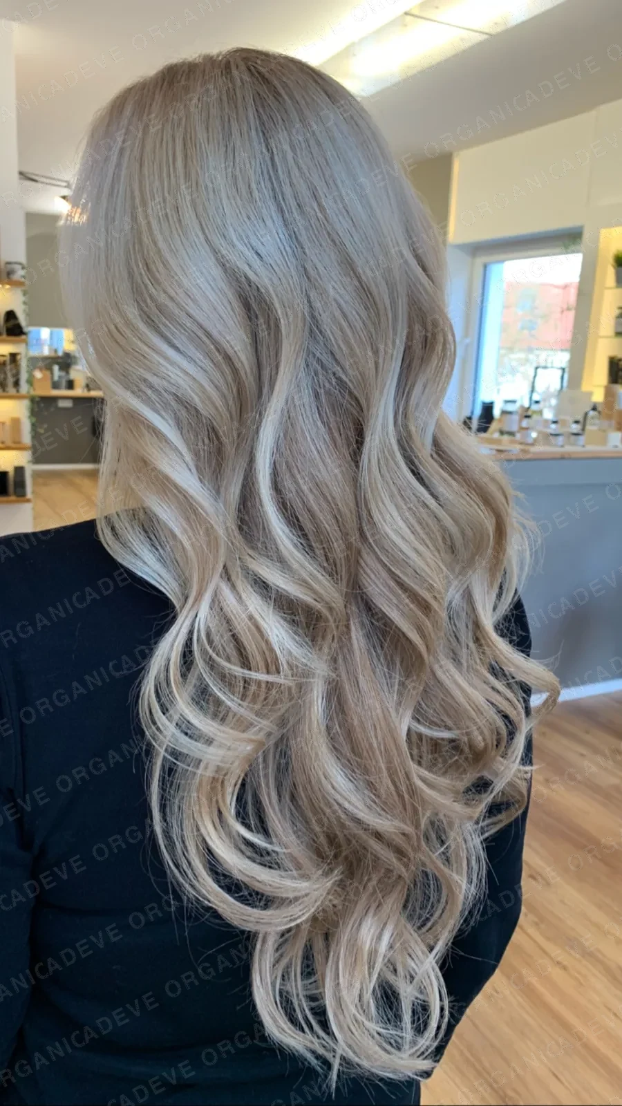 Weiche Locken und Wellen nach dem Styling